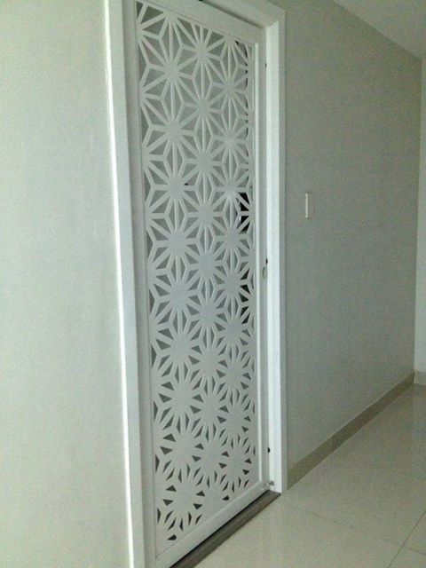Giá cửa sắt CNC căn hộ Chung Cư Khang Gia Chánh Hưng bao nhiêu tiền?