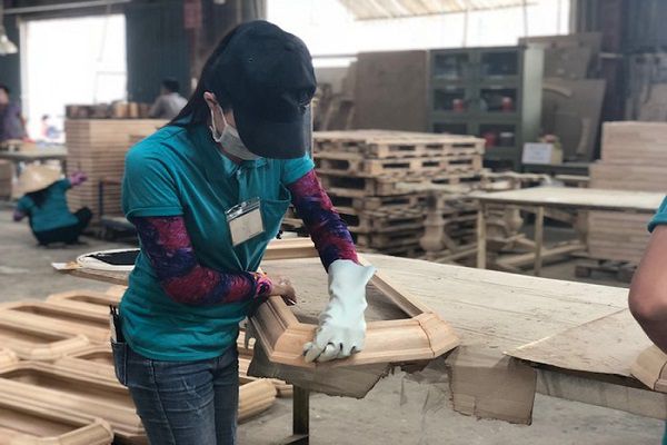 Năm 2018 là cột mốc thời gian quan trọng với ngành chế biến gỗ và xuất khẩu lâm sản bởi môi trường kinh doanh có nhiều thay đổi.